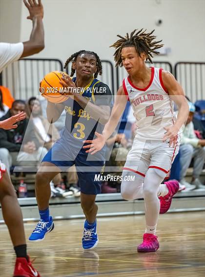 Thumbnail 2 in New Life Christian Academy vs. Berean Baptist Academy (Veterans Showcase 2025) photogallery.