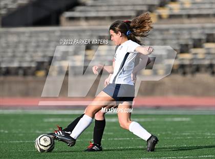 Thumbnail 2 in Episcopal of Acadiana vs. Academy of the Sacred Heart (LHSAA Div IV Semifinals) photogallery.