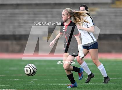 Thumbnail 3 in Episcopal of Acadiana vs. Academy of the Sacred Heart (LHSAA Div IV Semifinals) photogallery.
