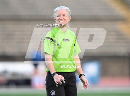Thumbnail 3 in Episcopal of Acadiana vs. Academy of the Sacred Heart (LHSAA Div IV Semifinals) photogallery.