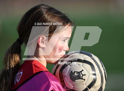 Thumbnail 3 in Episcopal of Acadiana vs. Academy of the Sacred Heart (LHSAA Div IV Semifinals) photogallery.