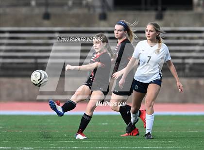 Thumbnail 3 in Episcopal of Acadiana vs. Academy of the Sacred Heart (LHSAA Div IV Semifinals) photogallery.