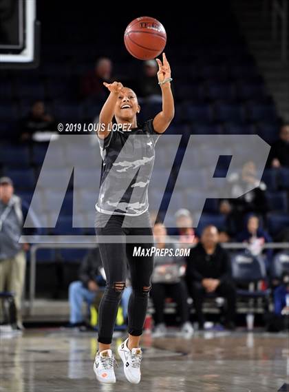 Thumbnail 2 in Sierra Canyon @ Windward (CIF SS Open DIV Final)) photogallery.