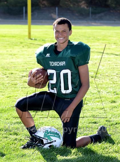 Thumbnail 3 in Tehachapi JV Football Team and Individual Portraits  photogallery.