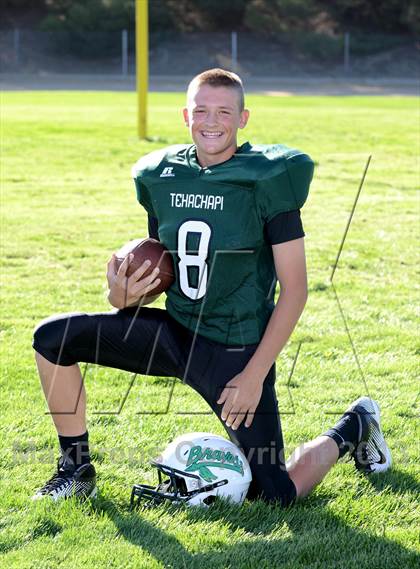 Thumbnail 1 in Tehachapi JV Football Team and Individual Portraits  photogallery.