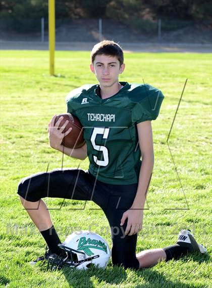 Thumbnail 1 in Tehachapi JV Football Team and Individual Portraits  photogallery.