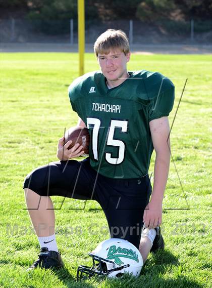 Thumbnail 2 in Tehachapi JV Football Team and Individual Portraits  photogallery.