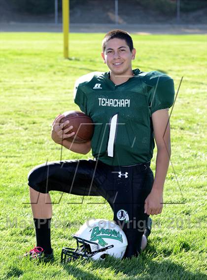Thumbnail 1 in Tehachapi JV Football Team and Individual Portraits  photogallery.