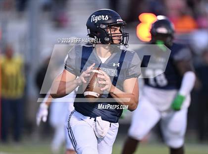 Thumbnail 3 in Hudson @ Twinsburg photogallery.