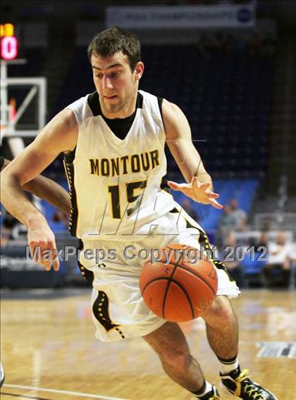 Thumbnail 1 in Neumann-Goretti vs. Montour (PIAA AAA Final) photogallery.