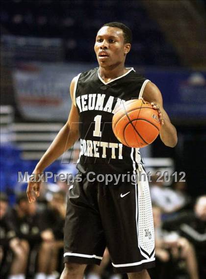 Thumbnail 1 in Neumann-Goretti vs. Montour (PIAA AAA Final) photogallery.