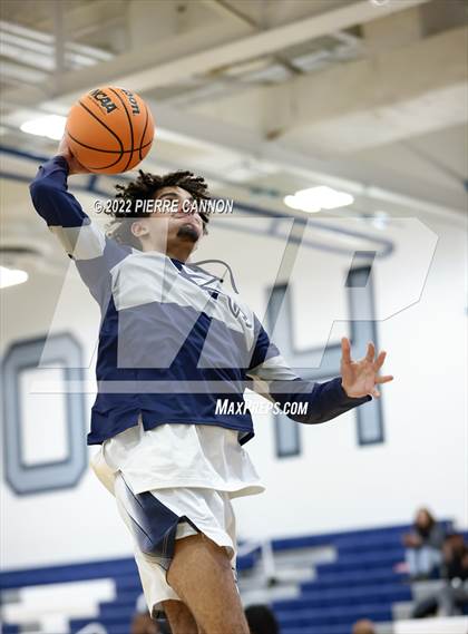 Thumbnail 1 in Hylton @ Osbourn photogallery.