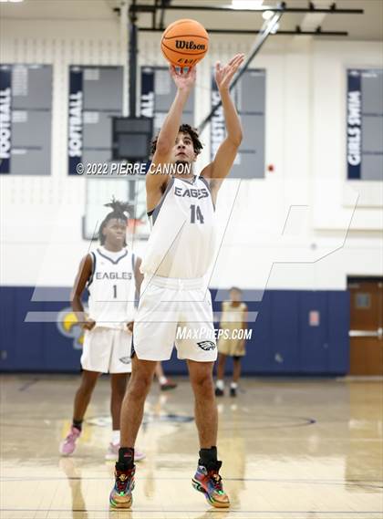 Thumbnail 2 in Hylton @ Osbourn photogallery.