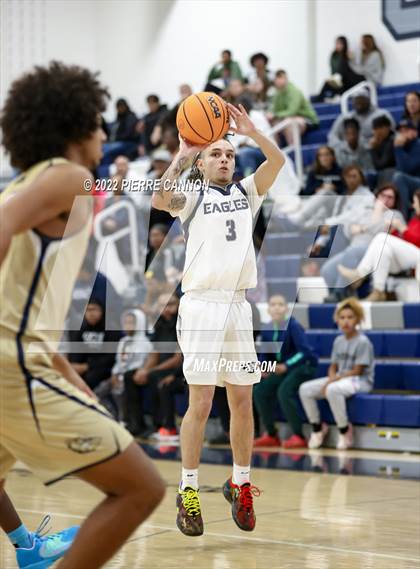 Thumbnail 3 in Hylton @ Osbourn photogallery.