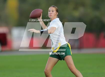Thumbnail 1 in Littleton vs. Bear Creek photogallery.