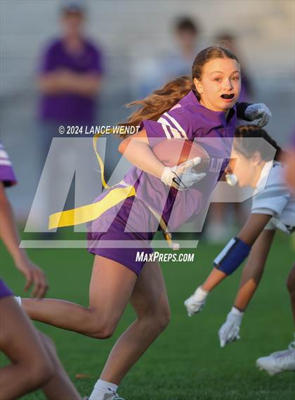 Thumbnail 1 in Littleton vs. Bear Creek photogallery.