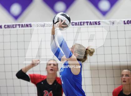 Thumbnail 2 in Gallia Academy vs Circleville (OHSAA D4 District Final) photogallery.