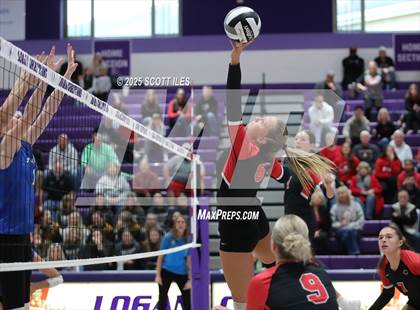 Thumbnail 2 in Gallia Academy vs Circleville (OHSAA D4 District Final) photogallery.