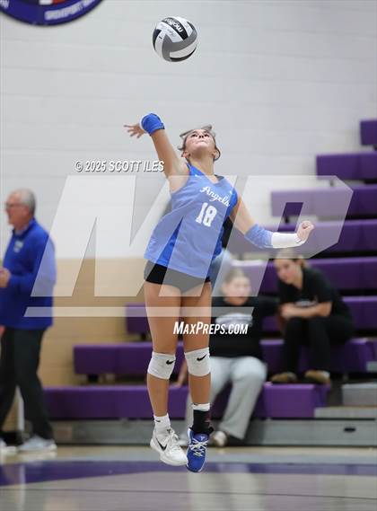 Thumbnail 1 in Gallia Academy vs Circleville (OHSAA D4 District Final) photogallery.