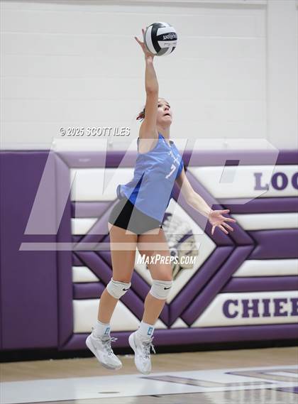 Thumbnail 1 in Gallia Academy vs Circleville (OHSAA D4 District Final) photogallery.