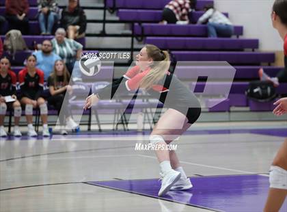 Thumbnail 1 in Gallia Academy vs Circleville (OHSAA D4 District Final) photogallery.
