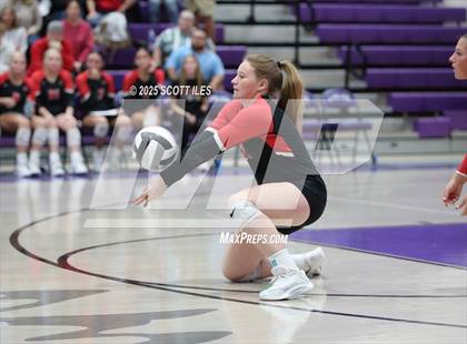 Thumbnail 1 in Gallia Academy vs Circleville (OHSAA D4 District Final) photogallery.