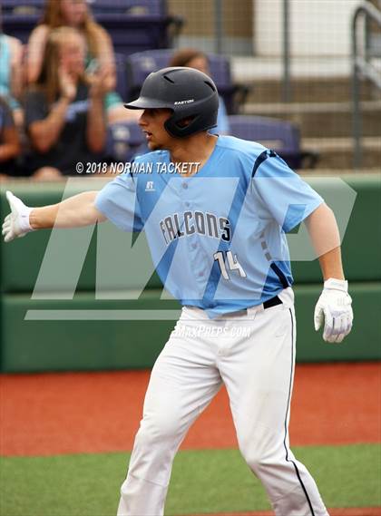 Thumbnail 2 in Riley County vs. Humboldt (KSHSAA 3A Quarterfinal) photogallery.