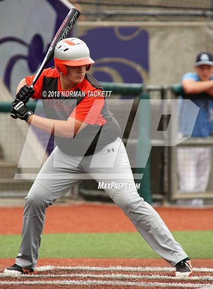 Thumbnail 3 in Riley County vs. Humboldt (KSHSAA 3A Quarterfinal) photogallery.