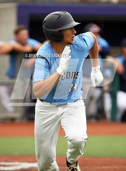 Thumbnail 2 in Riley County vs. Humboldt (KSHSAA 3A Quarterfinal) photogallery.