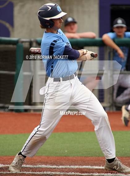 Thumbnail 2 in Riley County vs. Humboldt (KSHSAA 3A Quarterfinal) photogallery.