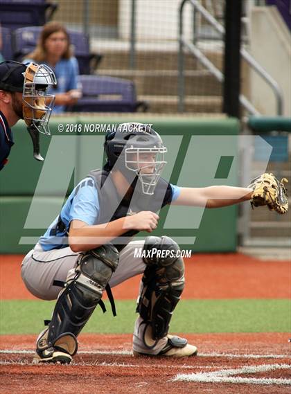 Thumbnail 2 in Riley County vs. Humboldt (KSHSAA 3A Quarterfinal) photogallery.
