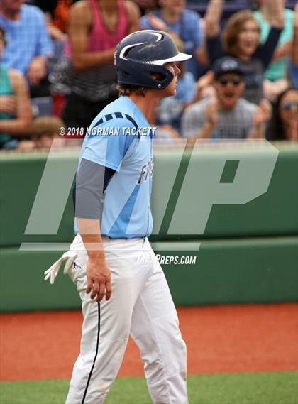 Thumbnail 2 in Riley County vs. Humboldt (KSHSAA 3A Quarterfinal) photogallery.