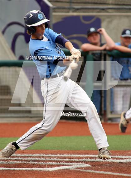 Thumbnail 2 in Riley County vs. Humboldt (KSHSAA 3A Quarterfinal) photogallery.