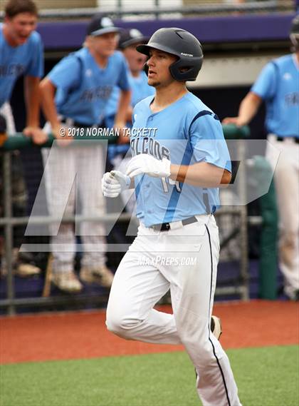 Thumbnail 3 in Riley County vs. Humboldt (KSHSAA 3A Quarterfinal) photogallery.
