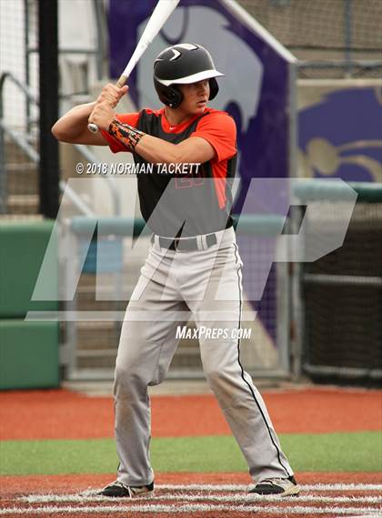 Thumbnail 1 in Riley County vs. Humboldt (KSHSAA 3A Quarterfinal) photogallery.