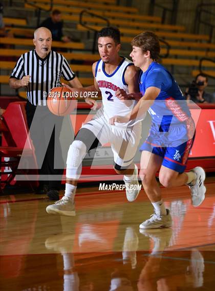 Thumbnail 1 in Los Altos vs. Los Alamitos (Nike Extravaganza) photogallery.