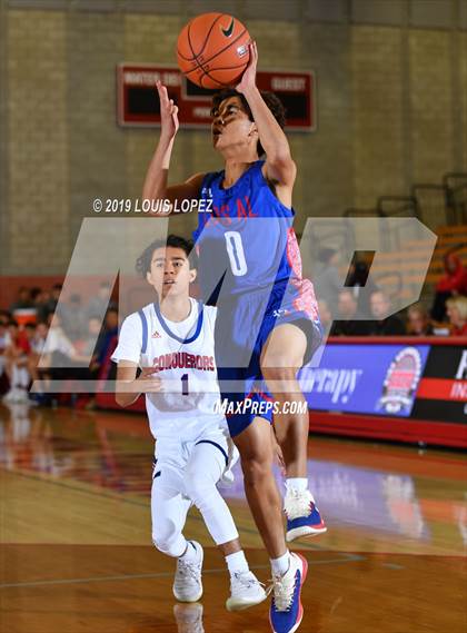 Thumbnail 3 in Los Altos vs. Los Alamitos (Nike Extravaganza) photogallery.