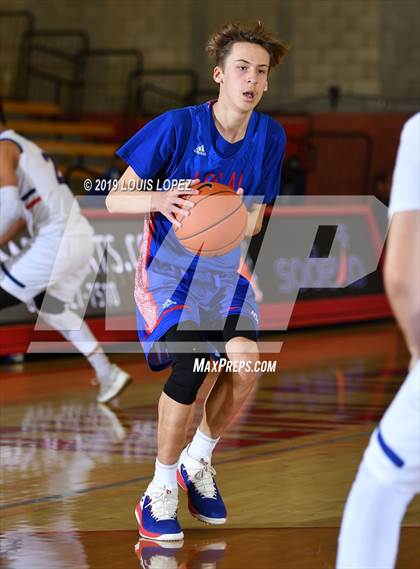 Thumbnail 2 in Los Altos vs. Los Alamitos (Nike Extravaganza) photogallery.