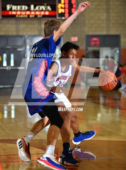 Thumbnail 2 in Los Altos vs. Los Alamitos (Nike Extravaganza) photogallery.
