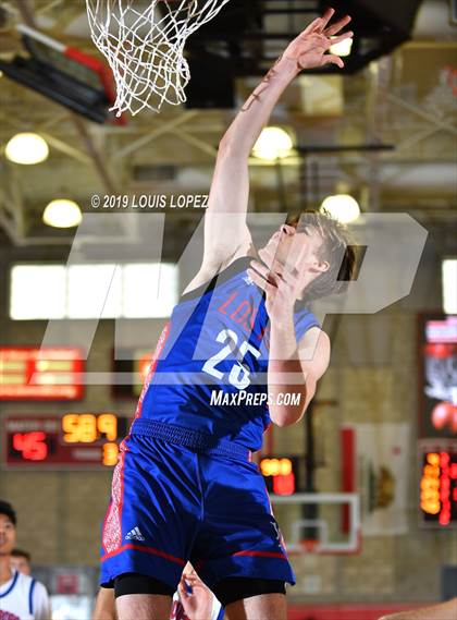 Thumbnail 1 in Los Altos vs. Los Alamitos (Nike Extravaganza) photogallery.
