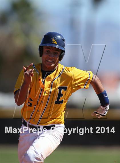 Thumbnail 3 in Pueblo vs. Eastwood (Panther Invitational) photogallery.