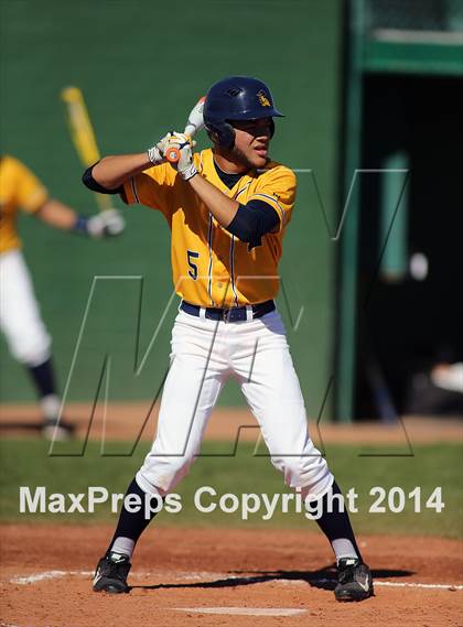Thumbnail 2 in Pueblo vs. Eastwood (Panther Invitational) photogallery.