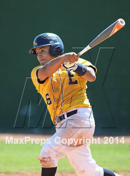 Thumbnail 2 in Pueblo vs. Eastwood (Panther Invitational) photogallery.