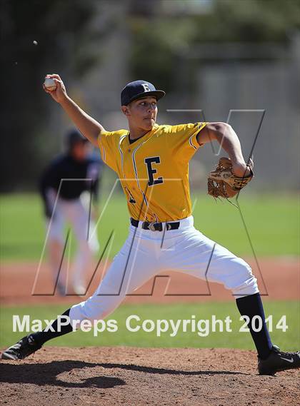 Thumbnail 2 in Pueblo vs. Eastwood (Panther Invitational) photogallery.