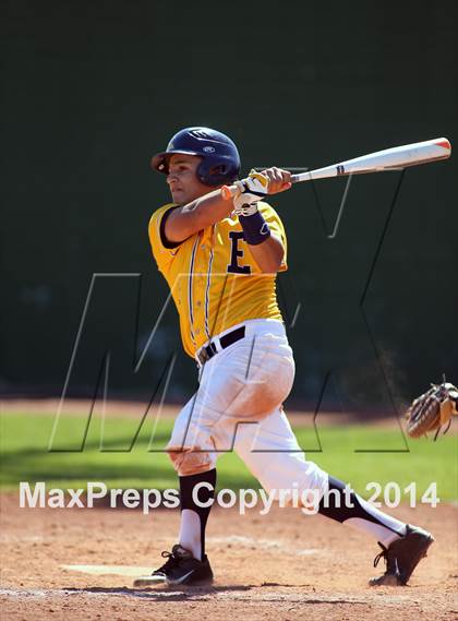 Thumbnail 2 in Pueblo vs. Eastwood (Panther Invitational) photogallery.