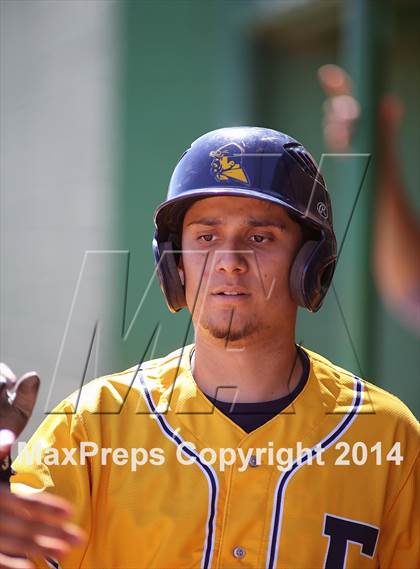 Thumbnail 3 in Pueblo vs. Eastwood (Panther Invitational) photogallery.