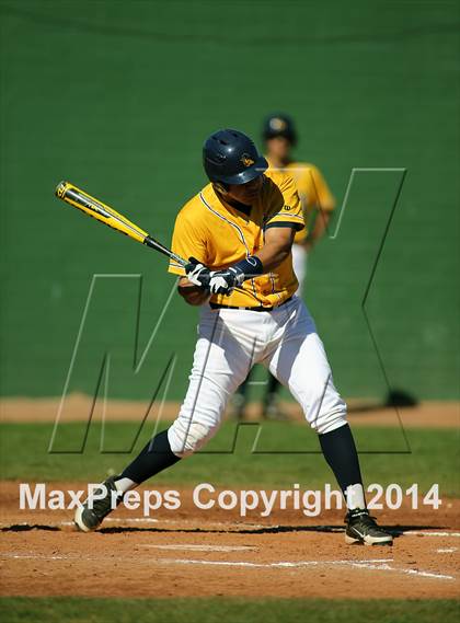Thumbnail 3 in Pueblo vs. Eastwood (Panther Invitational) photogallery.