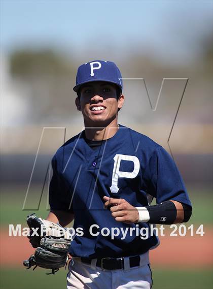 Thumbnail 2 in Pueblo vs. Eastwood (Panther Invitational) photogallery.