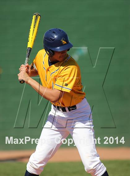 Thumbnail 3 in Pueblo vs. Eastwood (Panther Invitational) photogallery.