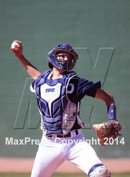 Thumbnail 2 in Pueblo vs. Eastwood (Panther Invitational) photogallery.